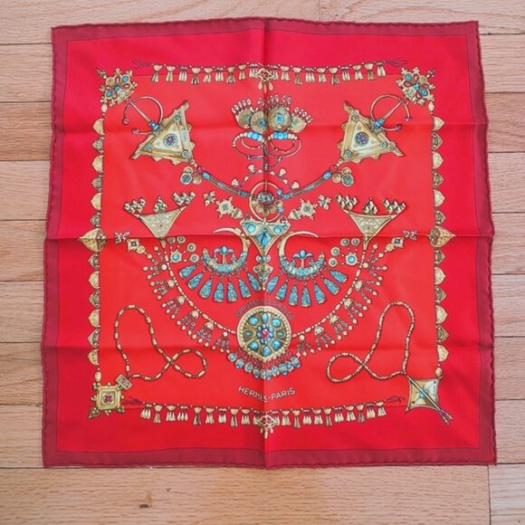 NEW Hermes Parures de Sables silk scarf carre 45 NWOT - Picture 1 of 10